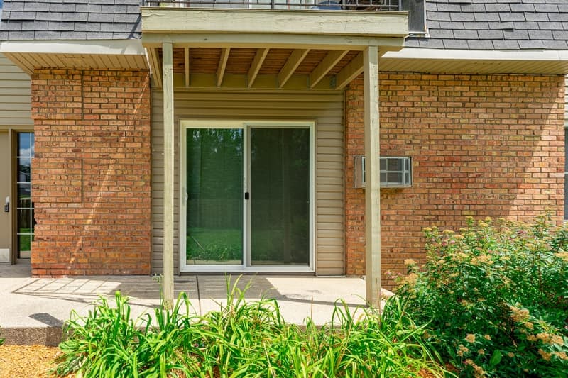 Rockford Condo: 3111 Jacqueline Drive - 2