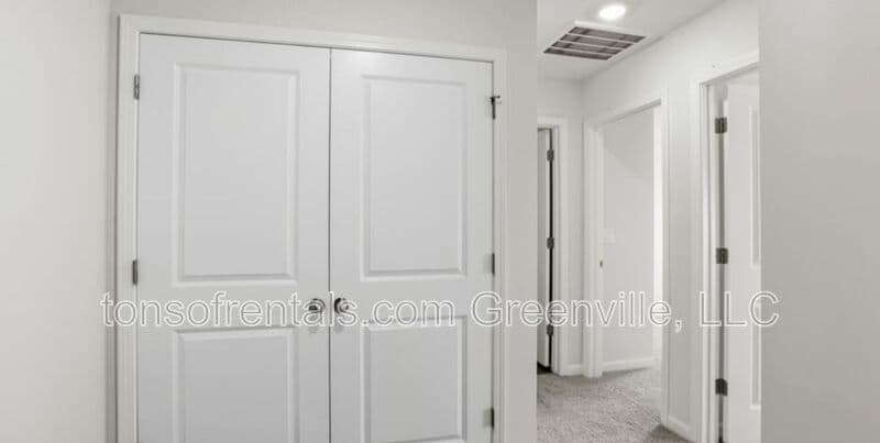 Greer Townhome: 773 Embark Circle