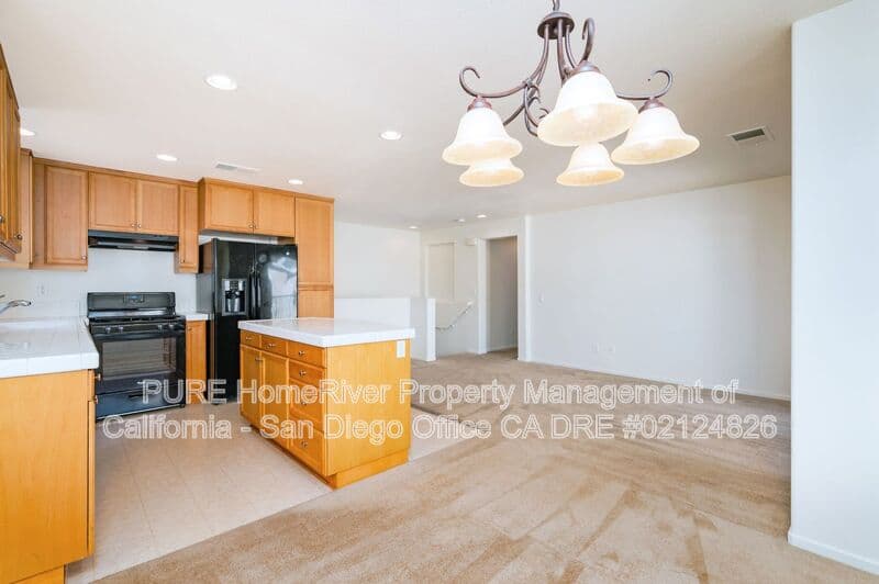 Chula Vista House: 1435 Claude Lane