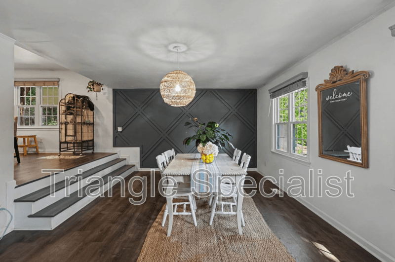 Raleigh House: 4101 Pickwick Drive