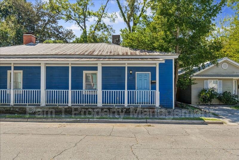 Savannah Condo: 619 Kline St