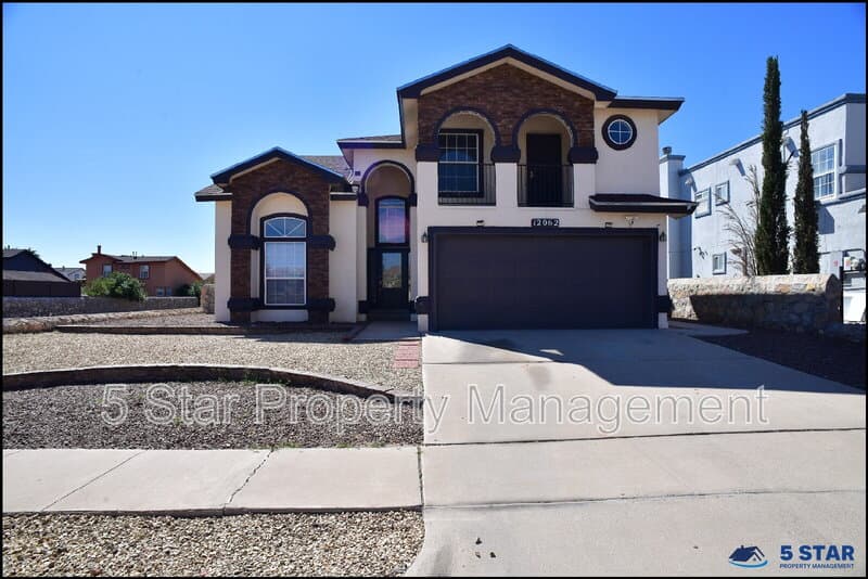 El Paso House: 12062 Ben Proctor Dr