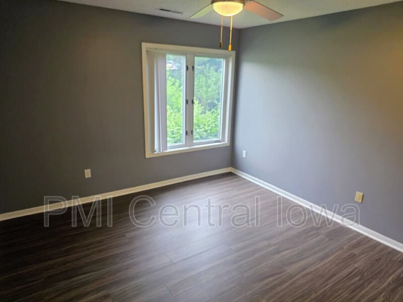 West Des Moines Condo: 1100 50th Street