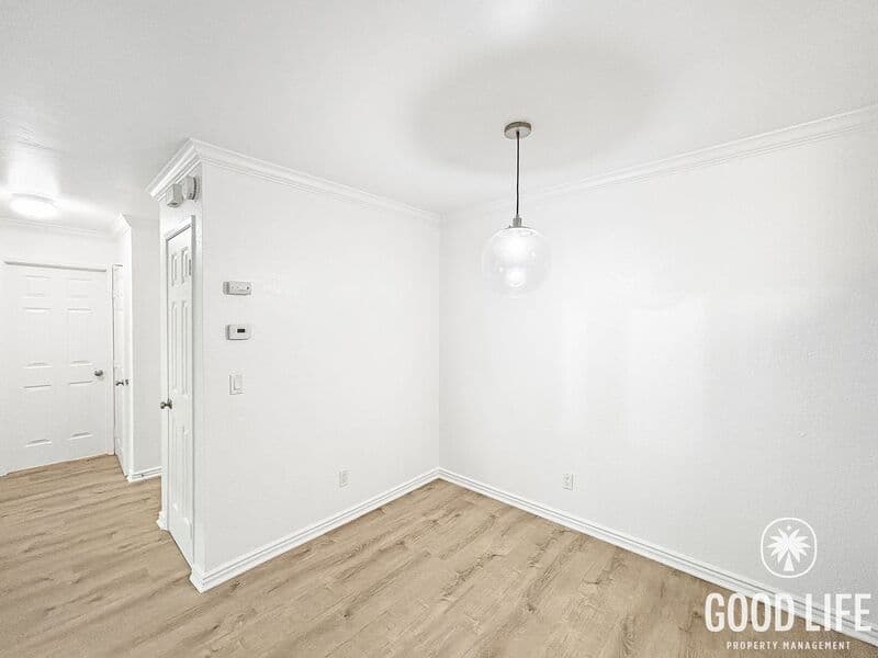 San Diego Condo: 3665 Ash St