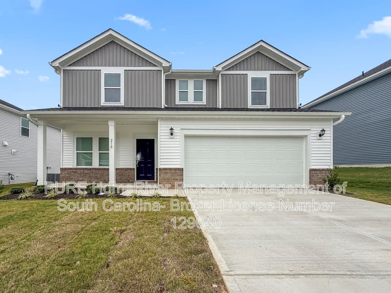 Spartanburg House: 210 Moretz Pl