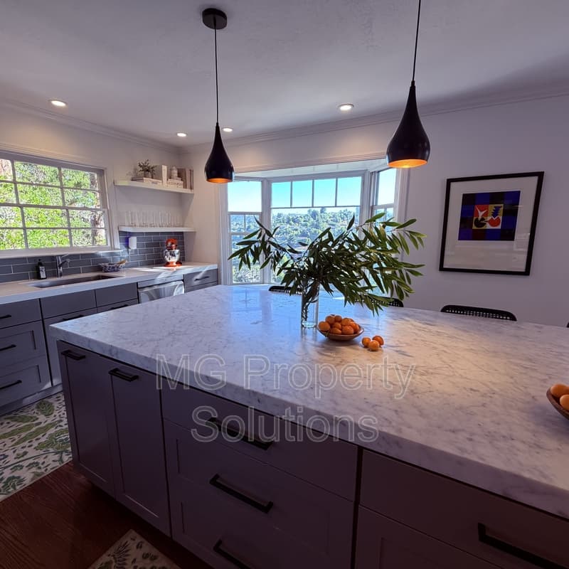 Mill Valley House: 74 Bay Vista Drive