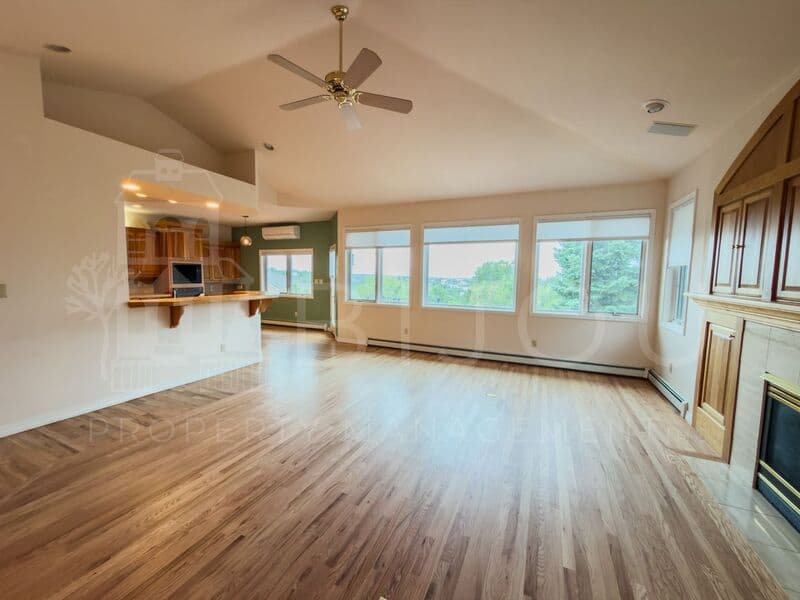 Colorado Springs House: 15325 Copperfield Dr