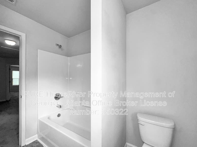 Mcdonough House: 211 Daisy Cir