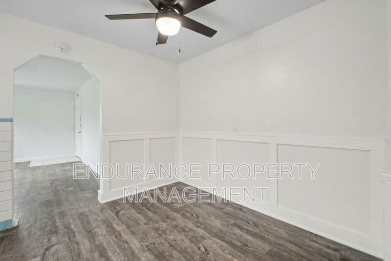 Cincinnati Condo: 629 Maple Dr