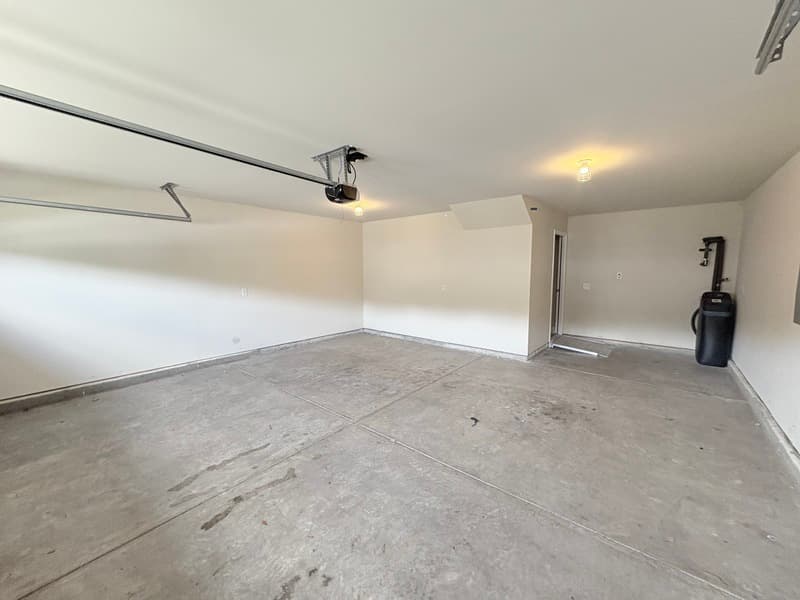 Blythewood House: 676 Scarlet Baby Dr
