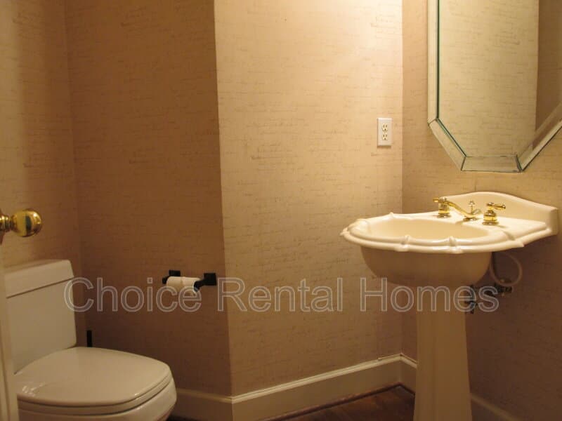 Birmingham House: 6031 Rosemont Road