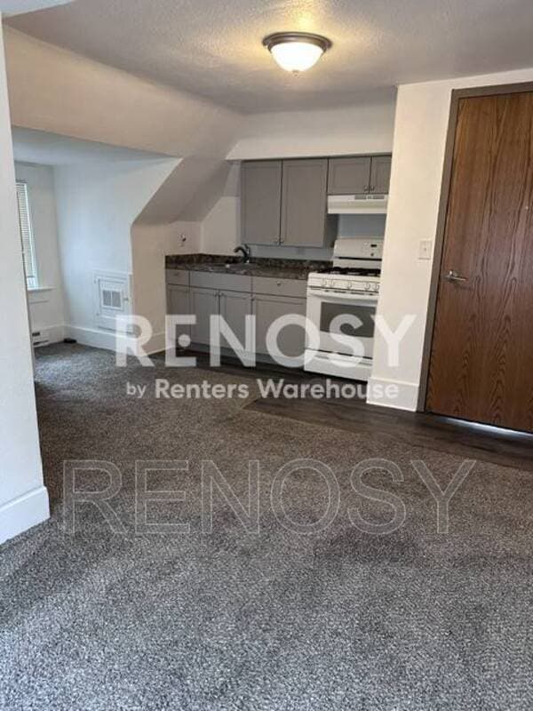 Des Moines House: 1123 24th St