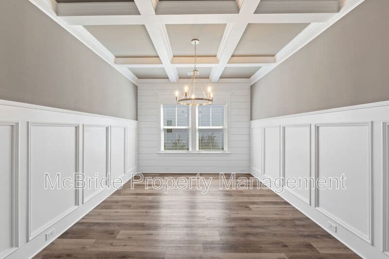 Evans House: 3031 Rosewood Drive