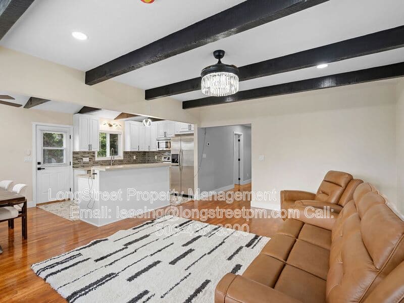 Portland House: 2812 NE Bryant St