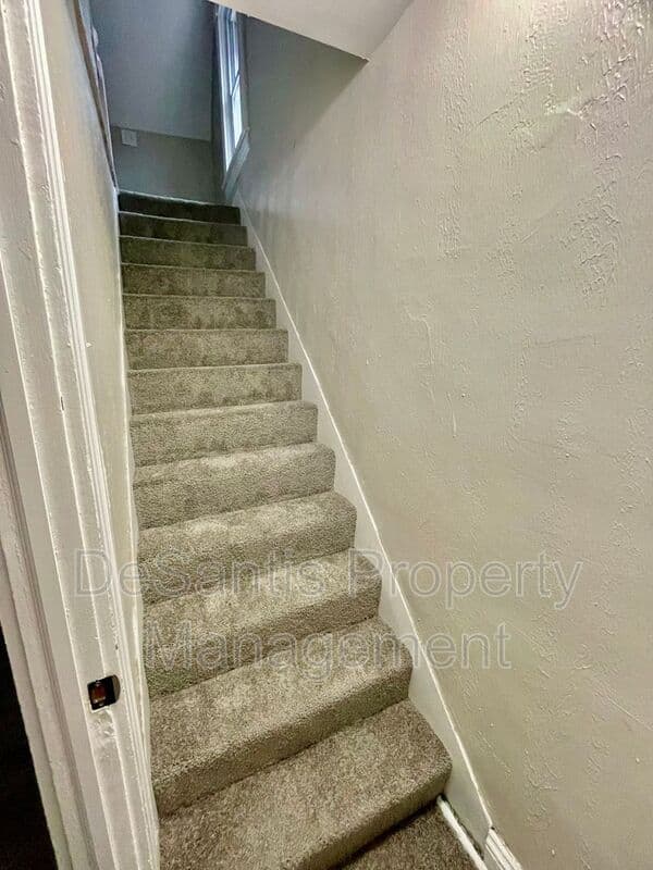 Pittsburgh Condo: 120 Kathleen Street