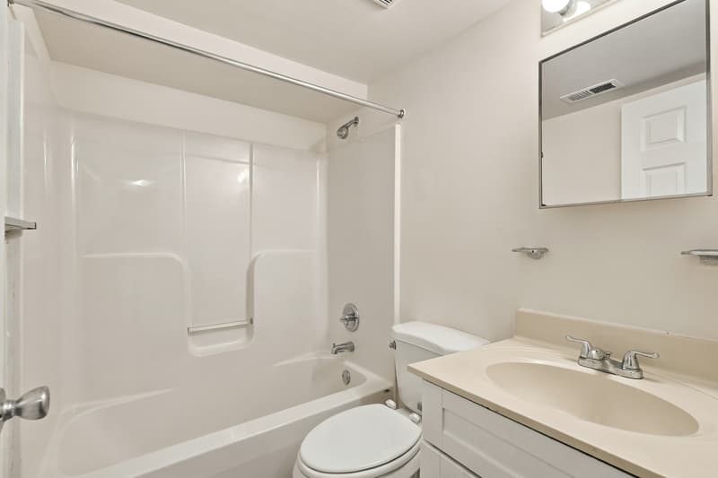 Baltimore Condo: 5001 Midwood Avenue