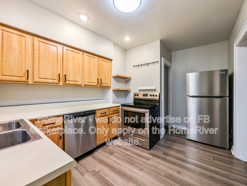 Pittsburgh Townhome: 3025 Norwood Ave
