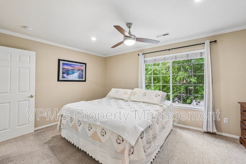 Vancouver Condo: 17146 SE 23rd Dr