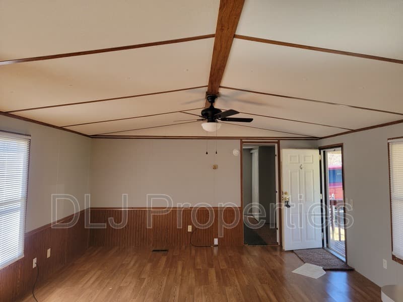 Kodak House: 922 Palmer Ct