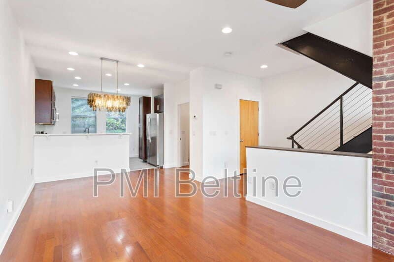 Atlanta Townhome: 988 Dekalb Ave NE