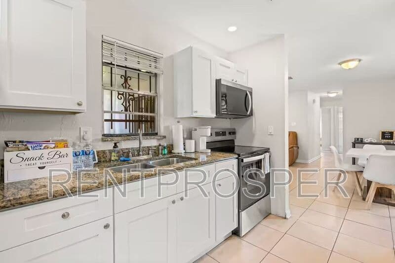 Orlando House: 4561 Evers Pl