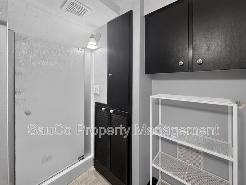West Linn House: 2312 5th Avenue