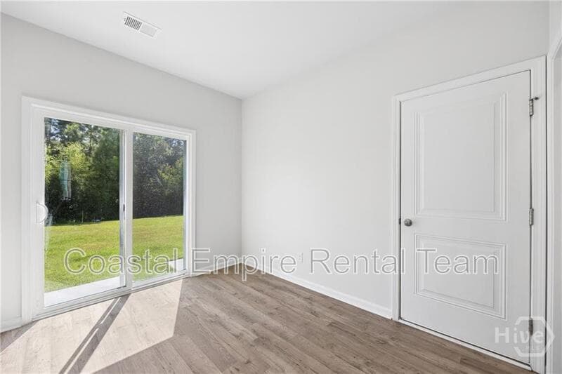 Richmond Hill House: 295 Coby Lane