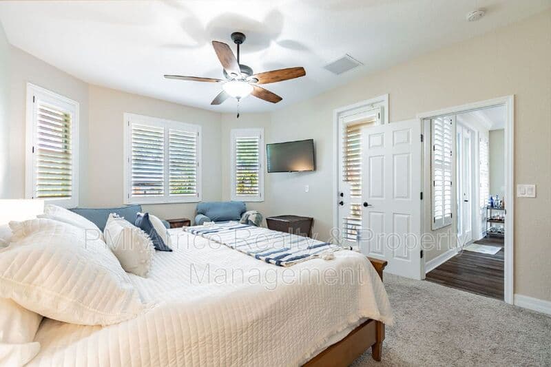 Apollo Beach House: 539 Treviso Dr