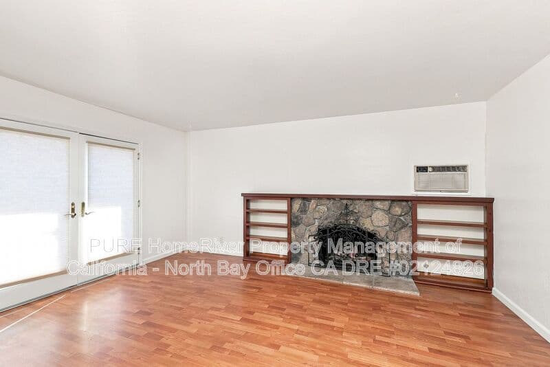Rohnert Park House: 257 Allan Avenue