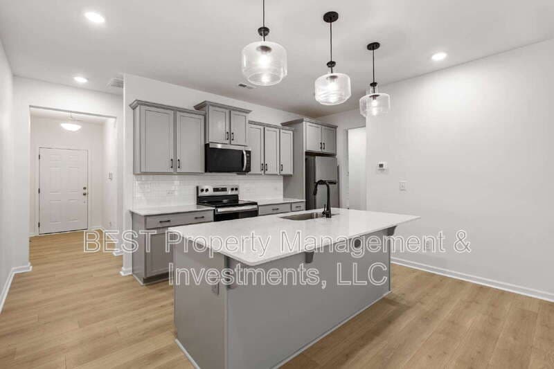 High Shoals House: 1519 Autumn Banks Way