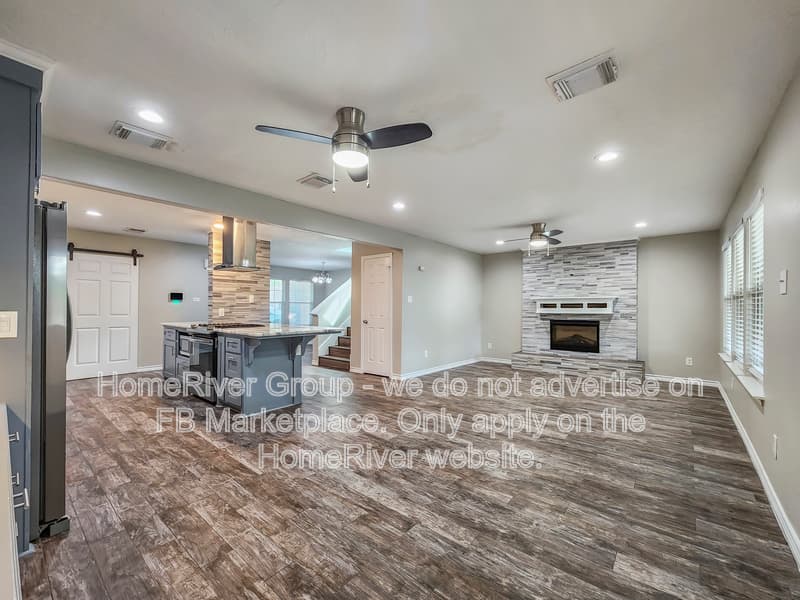 Porter House: 22079 Misty Moss Ct