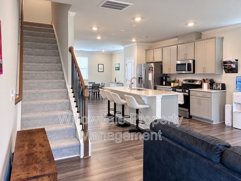 Raleigh Townhome: 158 Zealand Ct