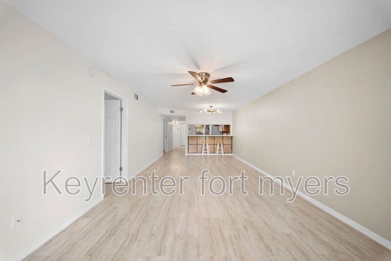 Fort Myers House: 14503 Lakewood Trace CT