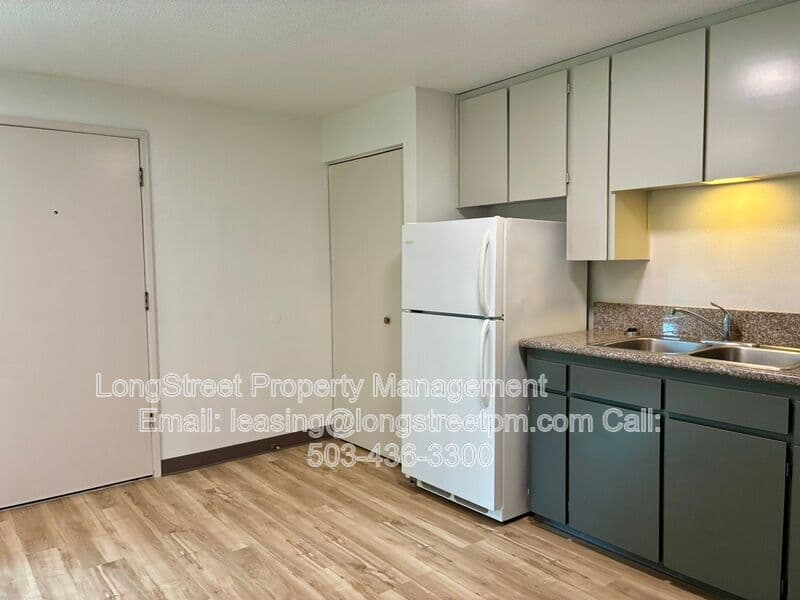 Corvallis Apartment: 2615 NW Harrison Blvd
