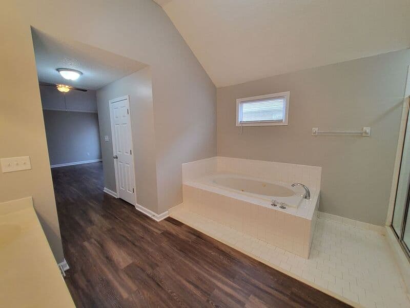 Cordova House: 647 S Sanga Rd