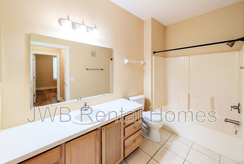 Jacksonville Condo: 10550 Baymeadows Rd #322