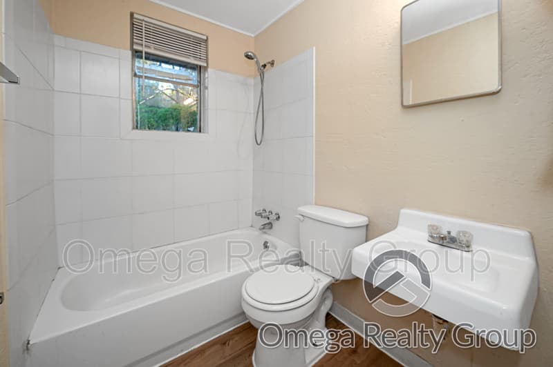 Alabaster Condo: 53 Robinson Dr