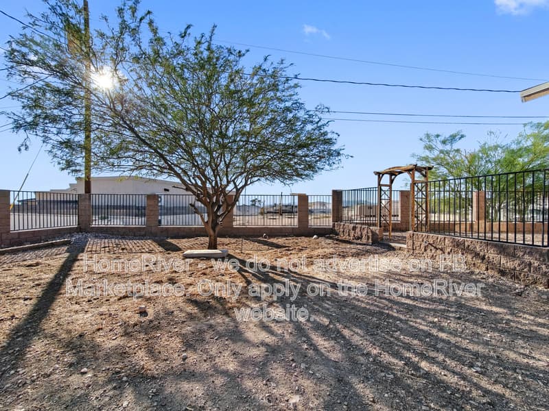 Lake Havasu City House: 481 Silver King Dr