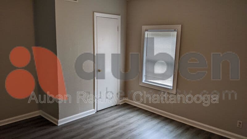 Rossville Condo: 110 Hogan Road