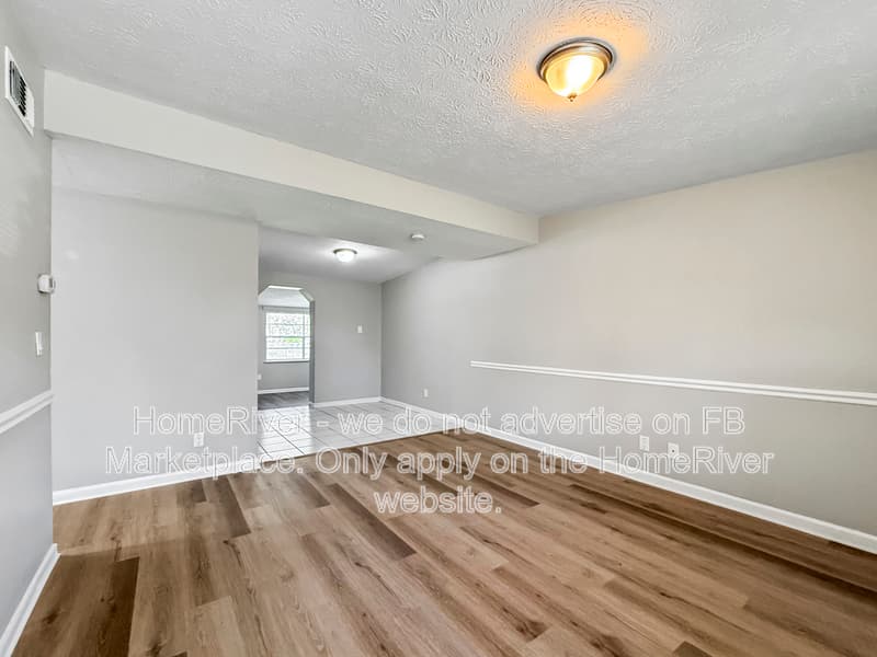 Jacksonville House: 4231 Sabine Dr