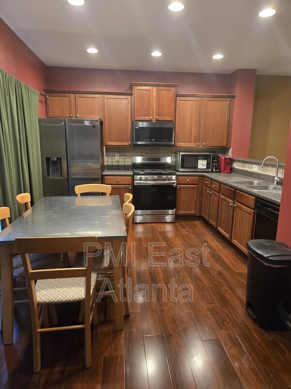 Atlanta Townhome: 2232 Leicester Way SE