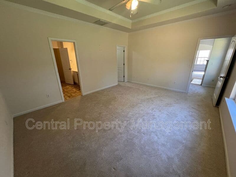 Spartanburg House: 437 Melbourne Lane