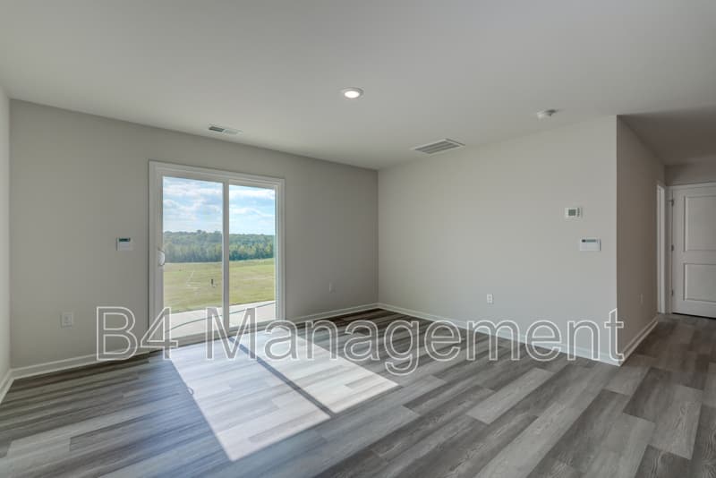 Boiling Springs House: 4134 Springshire Ln