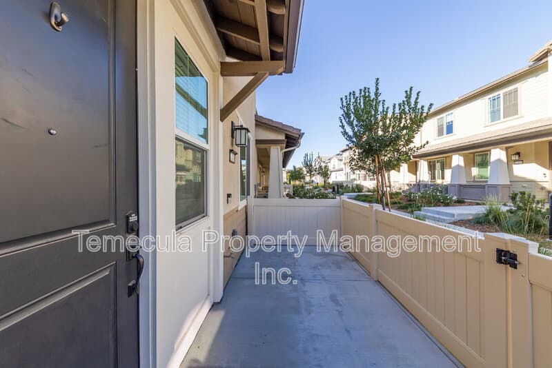 Temecula House: 32416 Tannat Drive Temecula