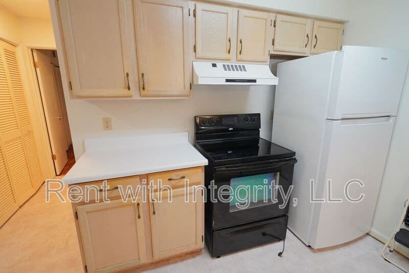 Tallahassee House: 2335 Parrot Lane