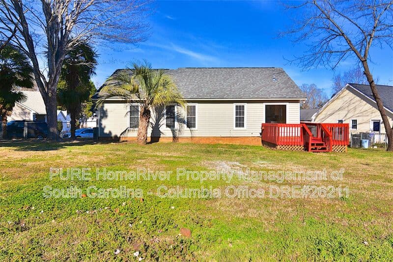 Lexington House: 213 Puller Ct