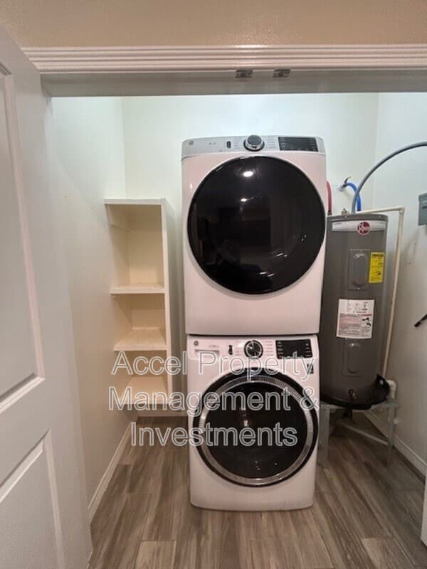 Mission Condo: 1008 W La Pointe