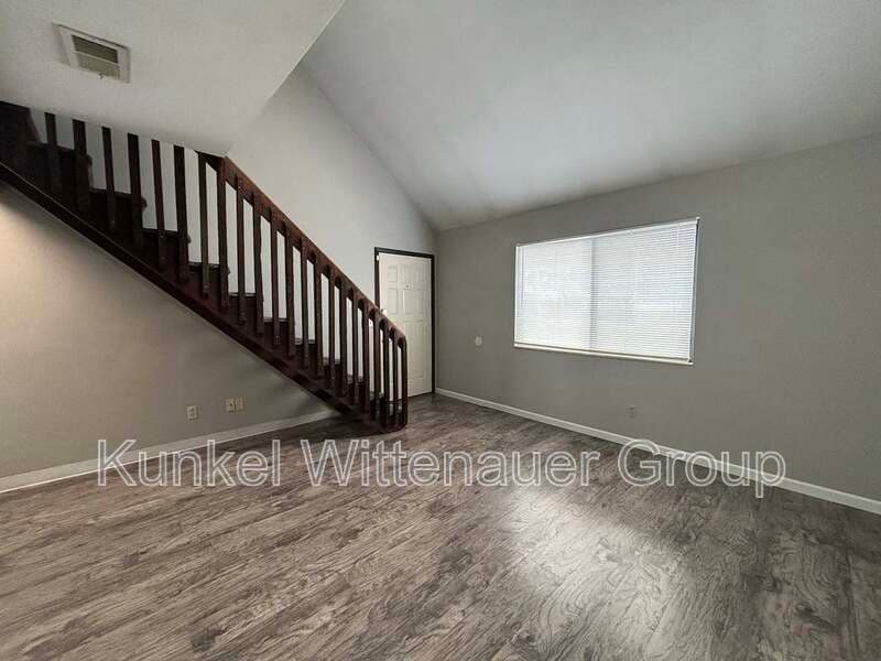 O'Fallon Condo: 419-8 Ponderosa Ave