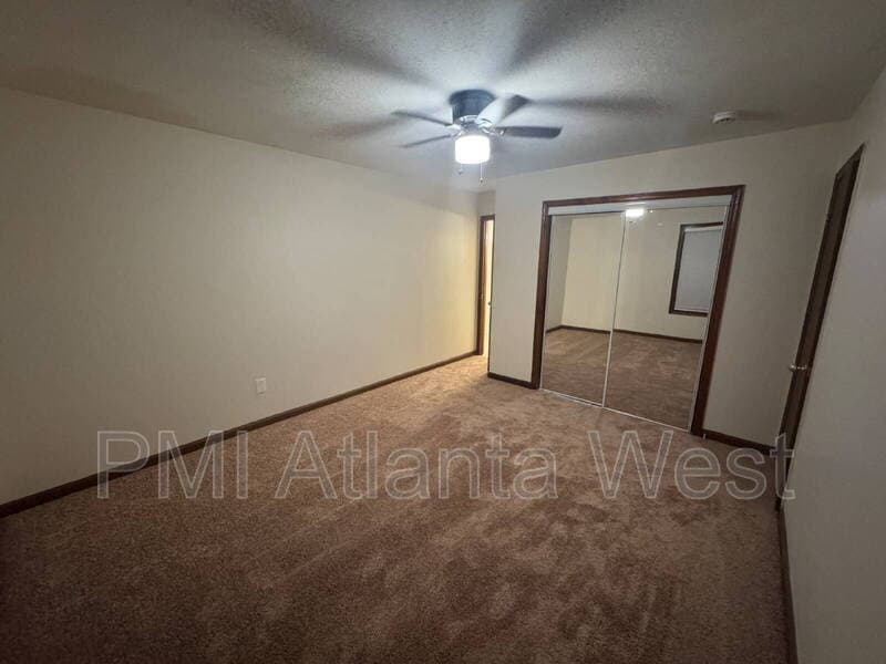Smyrna Condo: 2134 Valley Oak Dr SE