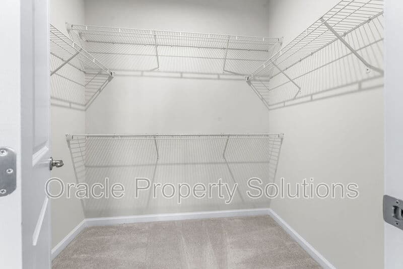 Hanover Townhome: 7850 Brandy Station Road